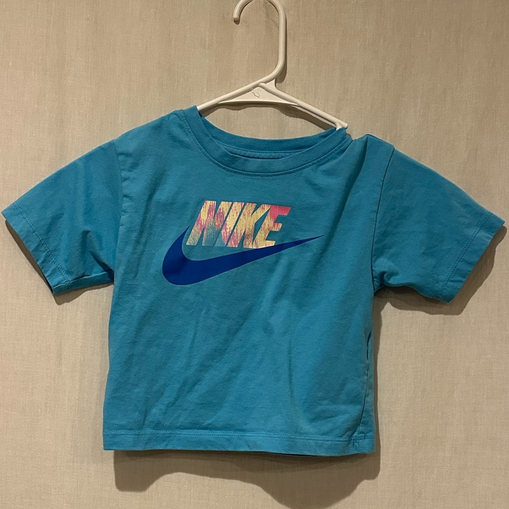 Nike T-shirt